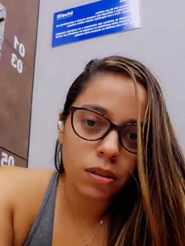 Cam4 Live Sex Cam of LollaBunny26