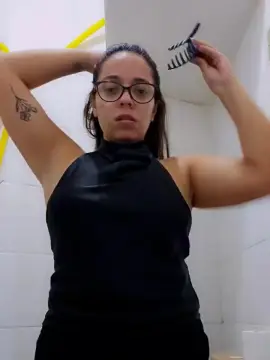 Cam4 Live Sex Cam of LollaBunny26