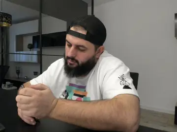 Cam4 Adult Webcam of DravenPeak