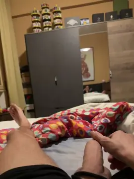 Cam4 Free Live Porn of Toyboy247