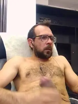 Cam4 Free Live Porn of alfonzo41