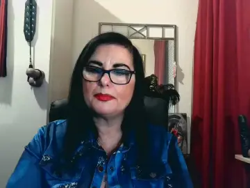 LadyMaxime6 from cam4