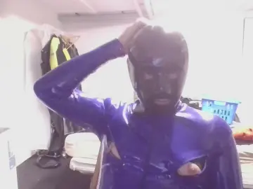 Cam4 Free Live Porn of rubberneoguy