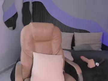 Nicolle_Mariee from cam4