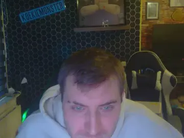 Cam4 Live Sex Cam of Dutchmen2000