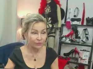 Cam4 Live Sex of crystal__xxx