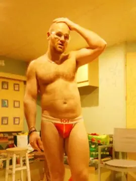 Cam4 Free Porn Cam of frenchyboyy44