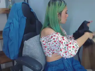 AbiieWaters from cam4