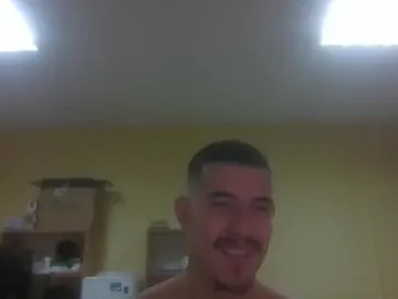 Cam4 Free Porn Cam of Peterminev