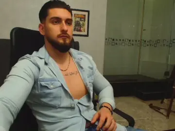 Cam4 Nude Webcam of MatiasDean