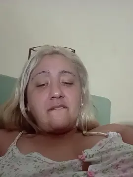 Cam4 Live Sex of manuelly_fun