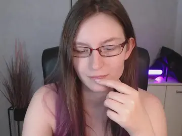 emma_tease from cam4