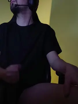 miguel2548 from cam4