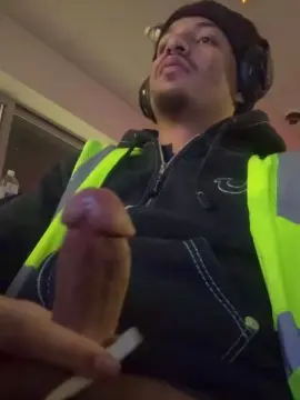 Cam4 Free Porn Cam of BigLightStick