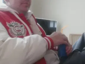 Cam4 Free Live Porn of basicboicoll