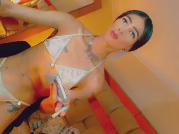 Cam4 Free Live Porn of isabellagirs