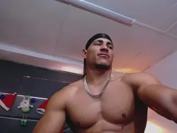 Cam4 Free Live Porn of teddyfit_19cm