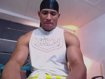 Cam4 Live Porn of teddyfit_19cm