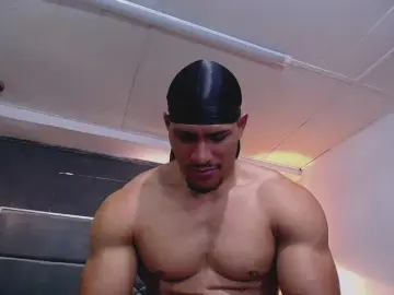 Cam4 Sex Chat of teddyfit_19cm