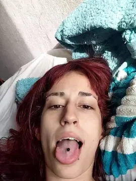 Cam4 Free Live Porn of bishhluvvv