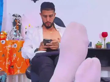 Cam4 Live Porn of DaveSoldier