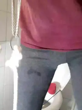 Cam4 Live Porn of Eyki