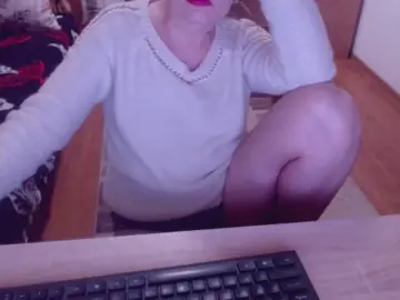 Cam4 Free Porn Cam of bellarossa39