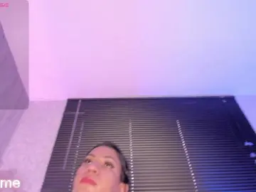 LaiilyBell from cam4