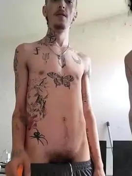 Cam4 Free Porn Cam of Theyllors2