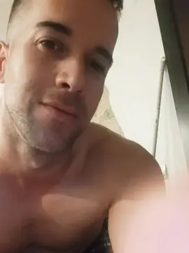 Cam4 Nude Webcam of DAVIDBIGKOCK