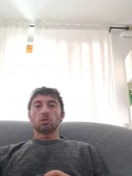 Cam4 Live Sex Cam of Mirko290180