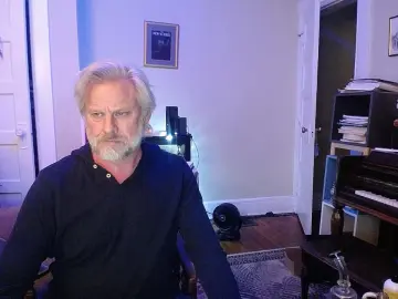 Cam4 Private Sex Chat of underbeefy