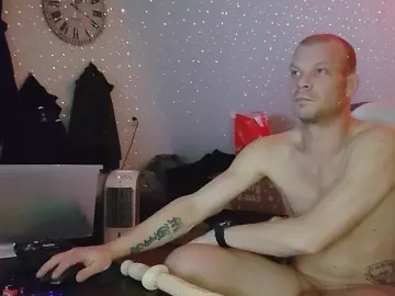 Kinky_Play from cam4