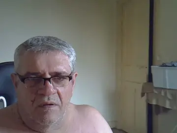 Cam4 Adult Video Chat of _Hippo_