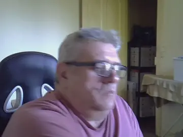 Cam4 Private Sex Chat of _Hippo_