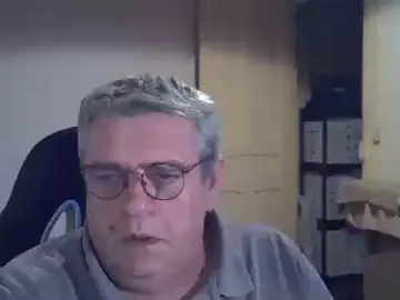 Cam4 Nude Webcam of _Hippo_