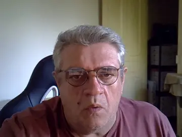 Cam4 Private Sex Chat of _Hippo_