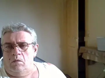 Cam4 Watch Live Sex Cams of _Hippo_