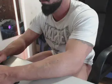 Cam4 Free Live Porn of andrecampos87