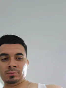 Cam4 Free Live Porn of hatha01