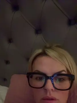 Cam4 Adult Webcam of Naughty_Regan26