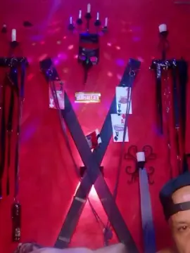 Cam4 Private Sex Chat of Charly_BC_BDSM