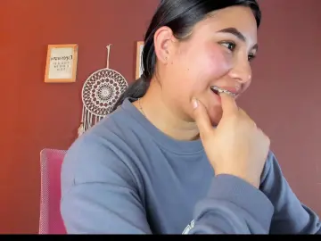 Cam4 Free Live Porn of _Little_Ivy