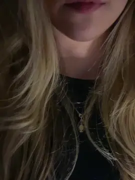 Cam4 Adult Webcam of lilydangeli