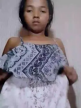 Cam4 Watch Live Sex Cams of Elisah7