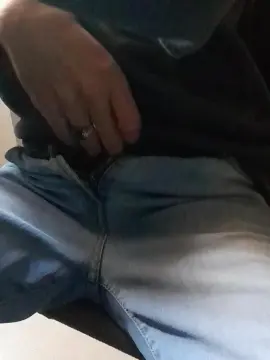 Cam4 Nude Webcam of SkinnyBoy06