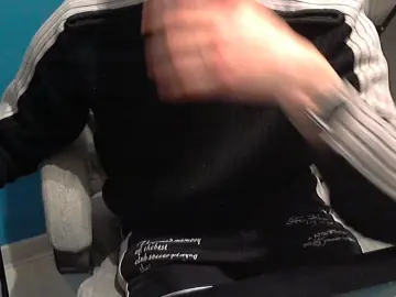 Cam4 Free Porn Cam of chbiomale