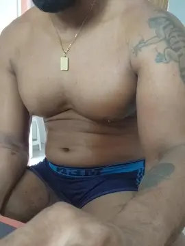 Cam4 Free Live Porn of Maumau1986