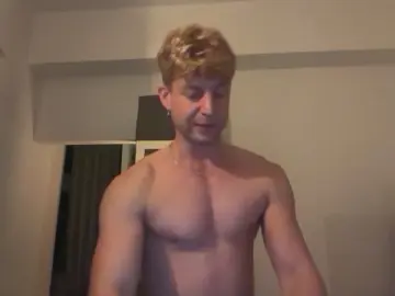 Cam4 Live Sex of Heikhoe69