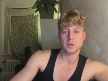 Cam4 Best live sex cam show of Heikhoe69